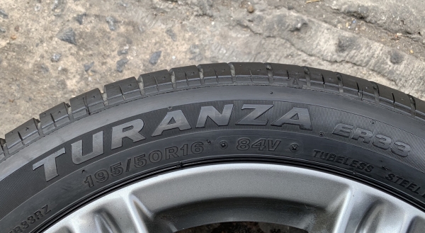 ล้อแม็ก Toyota Vios ตัวท็อป ขอบ 16 สีรมดำ พร้อมยาง 195-50-16 Bridgestone ปี14