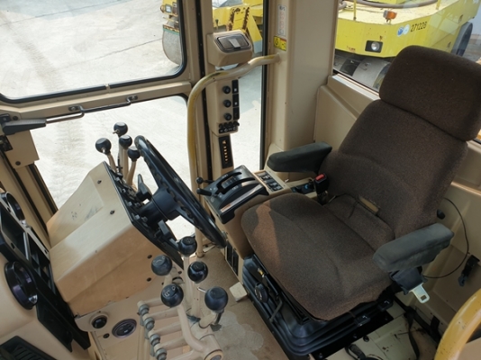 มาใหม่ ! ! ขายรถเกรด Caterpillar 140H นำเข้าจาก USA แท้ 1000\% Serial 2ZK045xx สภาพสวย ไม่เคยใช้งานในไทย มาใหม่ ! ! ขายรถเกรด Caterpillar 140H นำเข้าจาก USA แท้ 1000\% Serial 2ZK045xx สภาพสวย ไม่เคยใช้งานในไทย