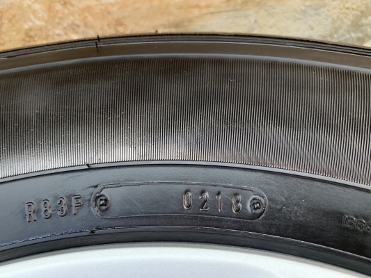 ล้อแม็ก 6รู114 Nissan Navara NP300 ขอบ 16 พร้อมยาง 255-70-16 Dunlop ปี 18 สภาพดี ดอกยางหนาปึก