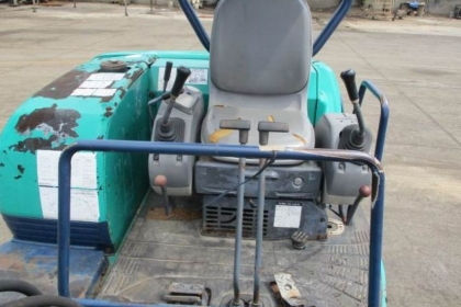 ขายรถแบคโฮ KOMATSU PC35R-8 (มีหัวแย็กปูน พร้อมบุ้งกี๋)