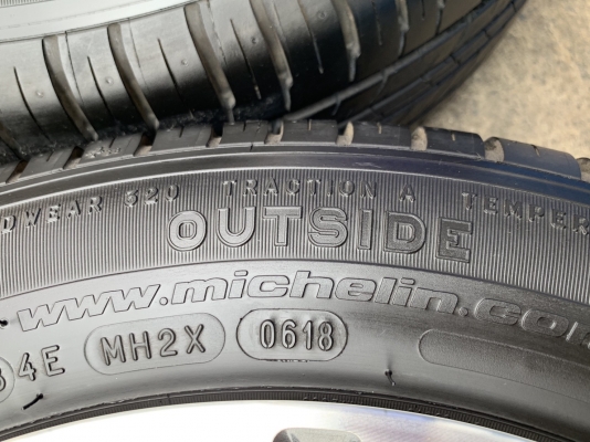 ล้อแม็กป้ายแดง Honda City ตัวท็อป ขอบ 15 พร้อมยางป้ายแดง 175-65-15 Michelin ปี 18 สวยกริ๊บ ดอกยางเต็มๆทุกเส้น