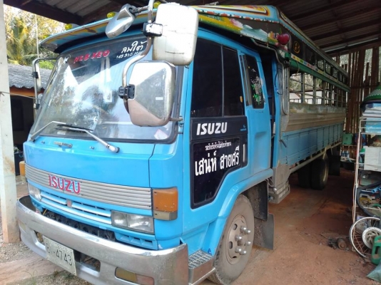 ขายรถหกล้ออีสุ 160 เทอโบ  ราคาต่อรองได้ 0988741451