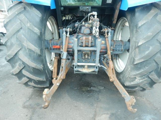 ขาย NEW HOLLAND 8340 2เพลา 125 แรง เก่านอก 690000 บาท โทร. 084-5424150 ขาย NEW HOLLAND 8340 2เพลา 125 แรง เก่านอก 690000 บาท โทร. 084-5424150