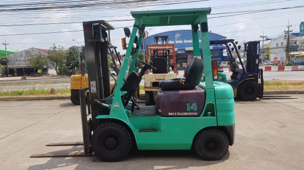 รถโฟลค์ลิฟท์มือสอง นำเข้าจากญี่ปุ่น