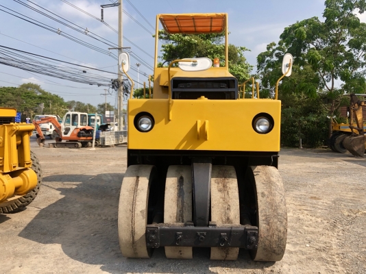 ขายรถบด 9 ล้อ MITSUBISHI MR20เครื่องยนต์ มิตซูบิชิ พร้อมใช้งาน  นำเข้าเองจากประเทศญี่ปุ่น ติดต่อ 063-9316985 ID LINE : 0639316985 ครับ