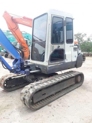 ขายจ้า..MITSUBISHI MM45B เก่าใน สภาพดี  ใช้งานมาน้อย แอร์เย็น เอกสารอินวอย โทร 089-3818694 จ๊อย