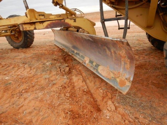 ขายรถเกรด 140G#72V17000 with Ripper From USA 092-929-9942 ธีรเทพครับ