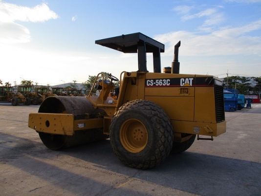 ขายรถบดสั่นสะเทือนขนาด 10 ตัน ยี่ห้อ Caterpillar รุ่น CS563C มือสองนำเข้าจากอเมริกา สภาพสวย พร้อมใช้งาน ขายรถบดสั่นสะเทือนขนาด 10 ตัน ยี่ห้อ Caterpillar รุ่น CS563C มือสองนำเข้าจากอเมริกา สภาพสวย พร้อมใช้งาน