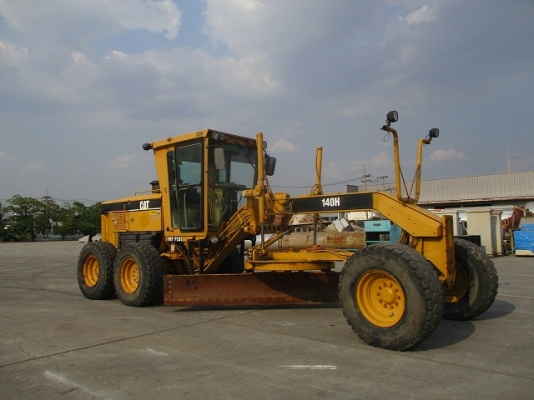 ขายรถเกรด Caterpillar รุ่น 140H มือสองนำเข้าจากอเมริกา สภาพสวย พร้อมใช้งาน