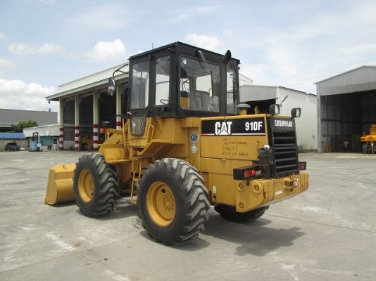 รถตัก 1.3 คิว CATERPILLAR รุ่น 910F ปี 1995 ชั่วโมงการทำงาน 2940 มือสองนำเข้าจากประเทศไทยญี่ปุ่น สภาพสวย พร้อมใช้งาน