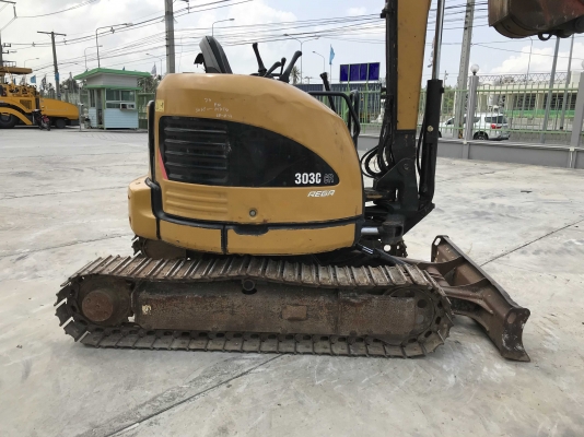 CAT 303CCR รุ่นใหม่ นำเข้าจากญี่ปุ่น ราคาถูกครับ