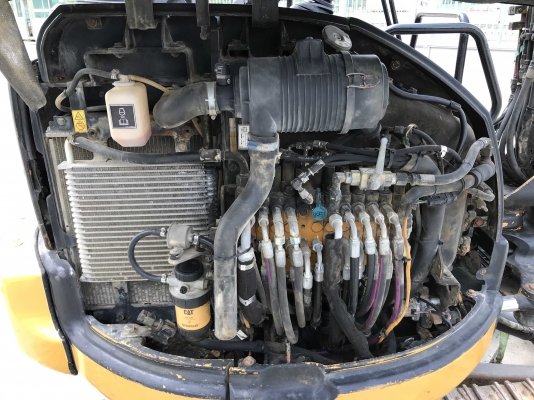 CAT 303CCR รุ่นใหม่ นำเข้าจากญี่ปุ่น ราคาถูกครับ