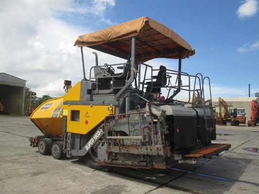 ขายรถปูยาง Vogele รุ่น SUPER1603-1 ปี 2003 ชั่วโมงการทำงาน 6379 มือสองนำเข้าจากยุโรป สภาพสวย พร้อมใช้งาน ราคาพิเศษสุดๆๆ ค่ะ