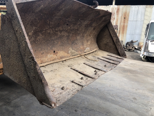 ขายรถตักเอวอ่อนFURUKAWA FL60A