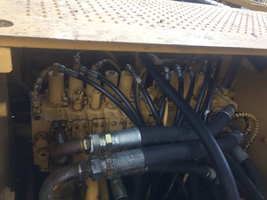 ขายแบคโฮ CAT320C ไฟเต็มเอกสารเล่มทะเบียนรถสวยพร้อมใช้