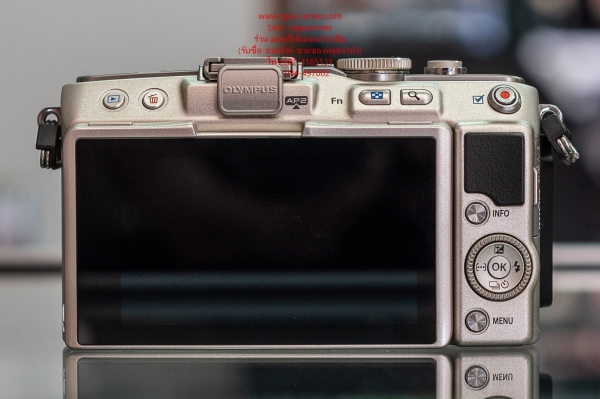 กล้อง Mirrorless OLYMPUS รุ่น E-PL5 LENS 14-42 MM. และ 40-150 MM ทีชาร์ท มีกระเป๋า สภาพใหม่