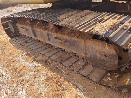 KOMATSU PC 200-6 KOMATSU PC 200-6