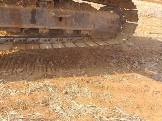 KOMATSU PC 200-6 KOMATSU PC 200-6