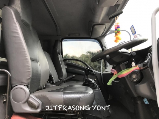 ขาย ISUZU DECA FTR 240 ปี 2554 ตู้ประตู 10 บานไม่มีเสากลาง ยาว 7.60 เมตร