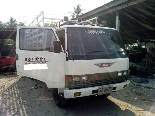 ขายรถบรรทุกหกล้อฮีโน่เครื่อง 117 แรงม้าแน่นมากๆๆพร้อมใช้งานกระบะยาว5.50เมตร ขายรถบรรทุกหกล้อฮีโน่เครื่อง 117 แรงม้าแน่นมากๆๆพร้อมใช้งานกระบะยาว5.50เมตร