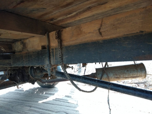 ขายรถอีแต๋น4ล้อสภาพดีคัชซีสวยคอกหัวเก๋งไม่มีผุพร้อมใช้งานไม่มีเครื่องพร้อมเล่มทะเบียนช่วงล่างดีระบบไฟครบพร้อมไดรสตารมือใครหาอยู่ด้วยเลยครับสนใจโทร064-1019335/080-7346335ครับ