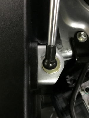 ขายโช๊คค้ำฝากระโปรงรถยนต์ HONDA รุ่น CRV ปี 17-19