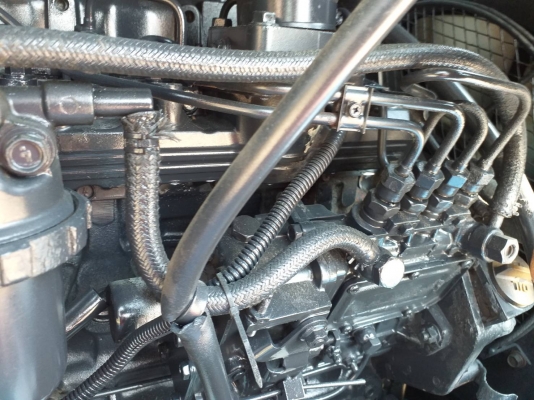 ขายรถขุดIHI 50Z เครื่องยนต์ YANMAR - 4TNE88 ขนาด4สูบ คอนโทรลน้ำมัน ปั๊มนิ้ว แทรคเหล็กก๊อบยาง มีใบมีด