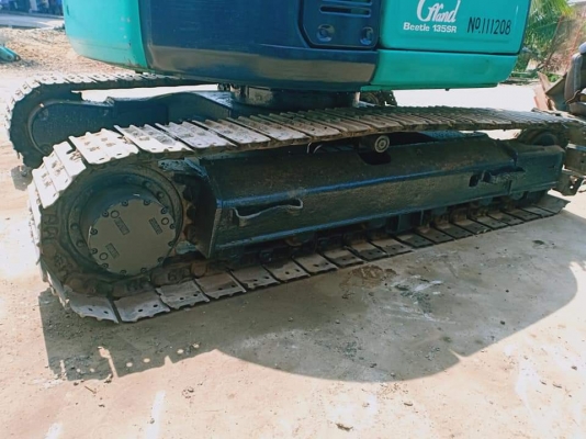 ขายจ้า..KOBELCO SK135SR YY01 เก่าใน สภาพดี  พร้อมใช้ เอกสารอินวอย ลองระบบกันได้ทุกวัน โทร 089-3818694จ๊อย