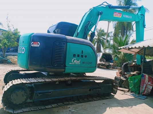 ขายจ้า..KOBELCO SK135SR YY01 เก่าใน สภาพดี  พร้อมใช้ เอกสารอินวอย ลองระบบกันได้ทุกวัน โทร 089-3818694จ๊อย