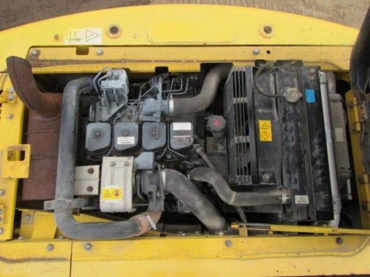 ขายจ้า..KOMATSU PC120-6EO เก่านอกแท้  แทรคใหญ่  สภาพสวยมาก ใช้งานมาน้อย มีลายแย๊ก  พร้อมใช้ โทร 089-3818694จ๊อย