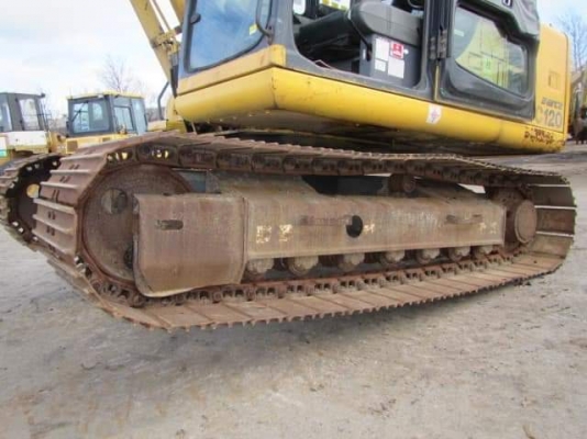ขายจ้า..KOMATSU PC120-6EO เก่านอกแท้  แทรคใหญ่  สภาพสวยมาก ใช้งานมาน้อย มีลายแย๊ก  พร้อมใช้ โทร 089-3818694จ๊อย