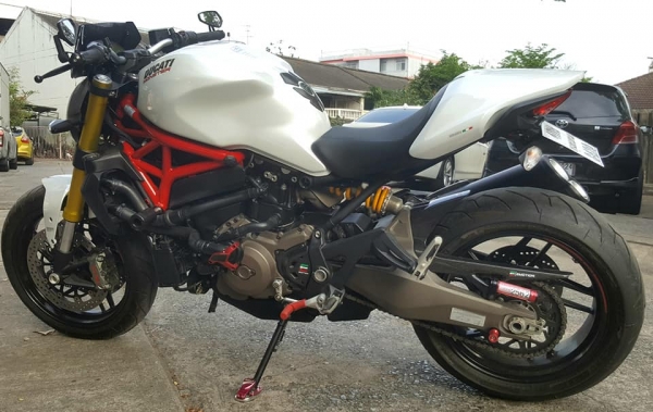 Ducati Monster821ปี2016 สวยไม่เคยล้ม ไม่เคยแปะ ของแต่งสวยๆ Ducati Monster821ปี2016 สวยไม่เคยล้ม ไม่เคยแปะ ของแต่งสวยๆ