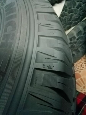 ยาง michelin 265/70/r16 ปี15 1ชุด4เส้น