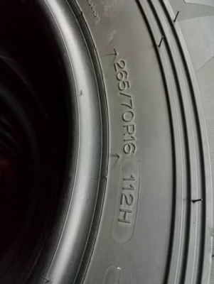 ยาง michelin 265/70/r16 ปี15 1ชุด4เส้น