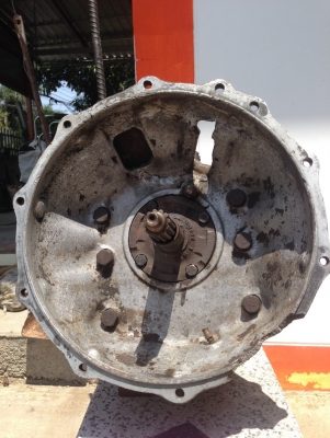 ขายเกียร์ HINO EH700 ปลายเกียร์ 4 เฟืองใหญ่ ขายเกียร์ HINO EH700 ปลายเกียร์ 4 เฟืองใหญ่