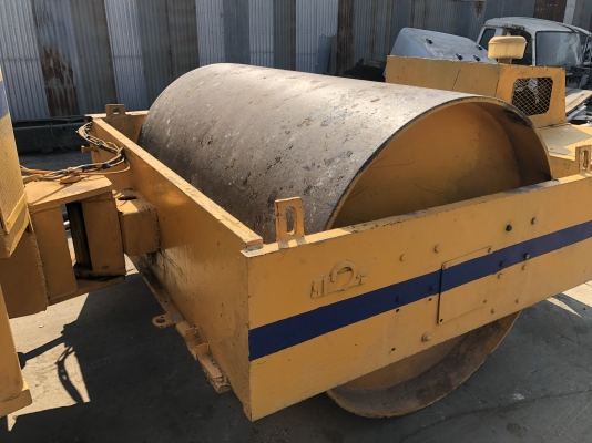 แยกอะไหล่ รถบด สั่นสะเทือน ไทยประดิษฐ์