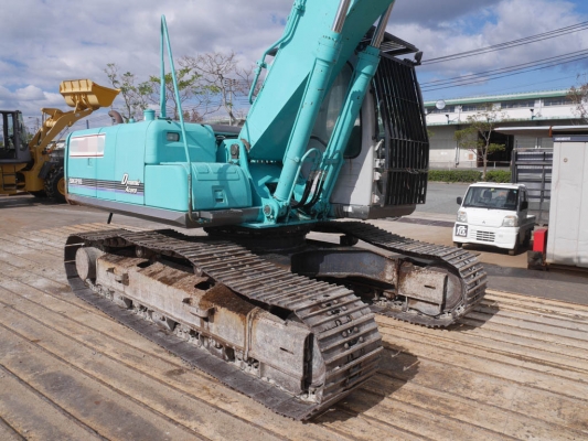 ขายรถขุด ยี่ห้อ KOBELCO รุ่น SK210