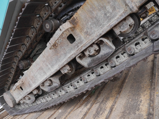 ขายรถขุด ยี่ห้อ KOBELCO รุ่น SK210