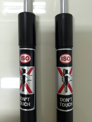 ขายโช๊คค้ำฝากระโปรงรถ NISSAN รุ่น CEFIRO ปี 2000 ขายโช๊คค้ำฝากระโปรงรถ NISSAN รุ่น CEFIRO ปี 2000