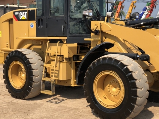ขายรถตักล้อยาง CAT 924H ปี 2013 นำเข้าเองจากญี่ปุ่น สภาพสวยพร้อมใช้