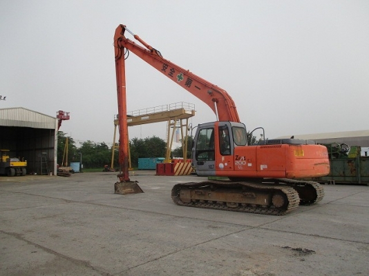 ขายรถขุดบูมยาว Hitachi รุ่น ZX200LC ปี 2004 ชั่วโมงการทำงาน 6651 มือสองนำเข้าจากประเทศญี่ปุ่น สนใจราคาต่อรองได้ค่ะ