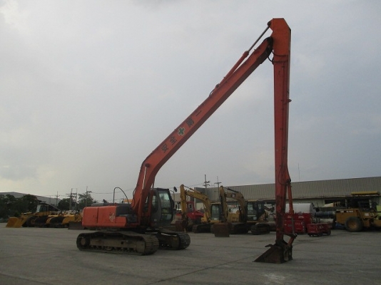 ขายรถขุดบูมยาว Hitachi รุ่น ZX200LC ปี 2004 ชั่วโมงการทำงาน 6651 มือสองนำเข้าจากประเทศญี่ปุ่น สนใจราคาต่อรองได้ค่ะ