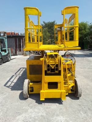 รถกระเช้า ยกสูง 6 เมตร รับน้ำหนักได้ 500 กิโล ใช้ได้ทั้ง 2 ระบบ น้ำมันและแบตเตอรี่ เครื่องยนต์ดีเซล 3 สูบ และแบตเตอรี่่ไฟ 24 w เก่านอกแท้ใช้งานได้จริงทุกระบบ พร้อมใช้งาน ราคา 150,000 บาท