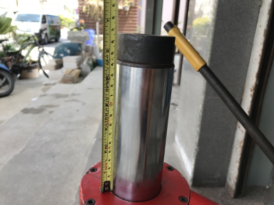 ขายปั๊มไฮโดรลิคมือโยก พร้อมสายและกระบอกไฮโดรลิคขนาด 60มิลลิเมตร ครบชุด สภาพสวย( มีน้ำมันซึมนิดหน่อย ) พร้อมใช้งาน