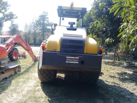 ขายรถบดสั่นสะเทือนDynapac ca250