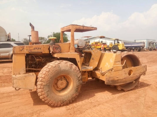 ขายรถบดไดนาแพคCA25D.10ตันสั่นสะเทือนสองเปลือกสองเพลาเอกสารอินวอย