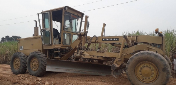 ขายรถเกรดมิตซูบิชิ6D22สภาพสวยพร้อมใช้งาน