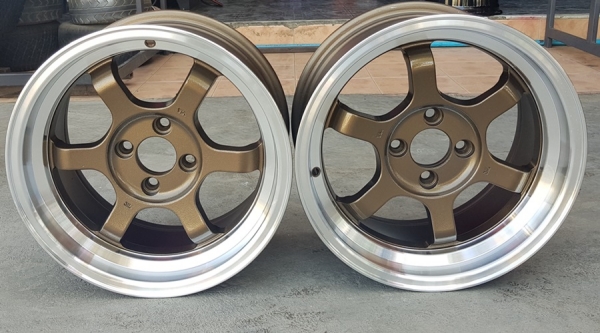 ขายล้อมือ2 TE37V ขอบ15 กว้าง8 ET28  2 ล้อ