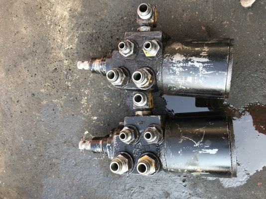 ขาย เตาพวงมาลัยโรเตอร์ รถตัก รถเกรดเดอร์ลูกใหญ่ เก่าญี่ปุ่น