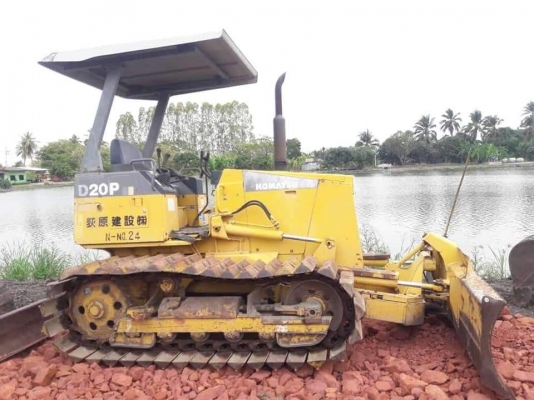 ขายจ้า..KOMATSU D20P-7E เก่านอกแท้  สภาพสวย เดิมๆๆ เครื่องปั๊มแห้ง ใช้งานมาน้อย โทร 089-3818694 จ๊อย